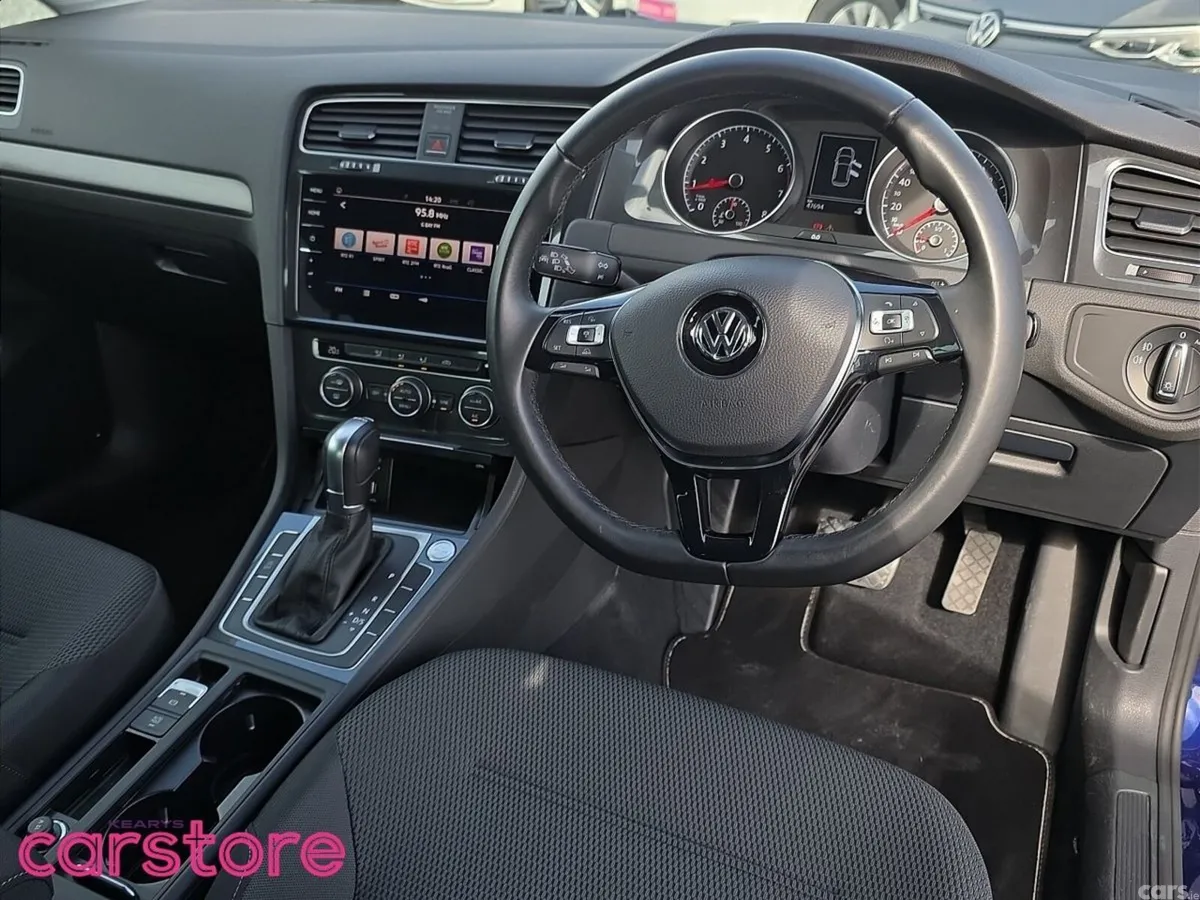 Volkswagen Golf Hatchback, Petrol, 2018, Blue