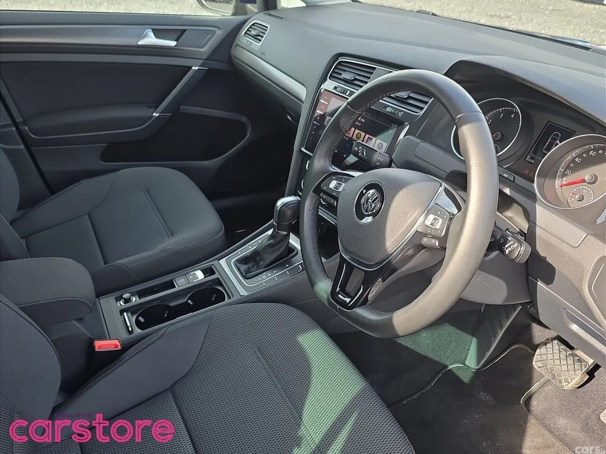 Volkswagen Golf Hatchback, Petrol, 2018, Blue