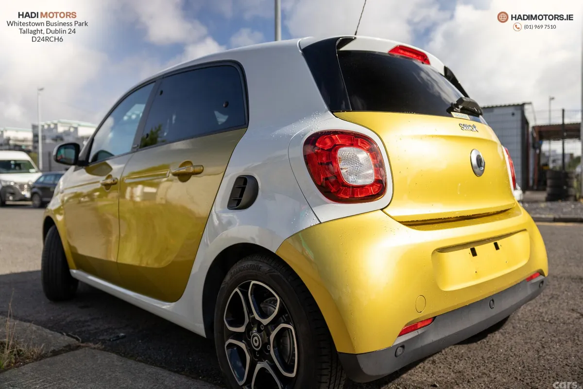 Smart Forfour Hatchback, Petrol, 2018, Green