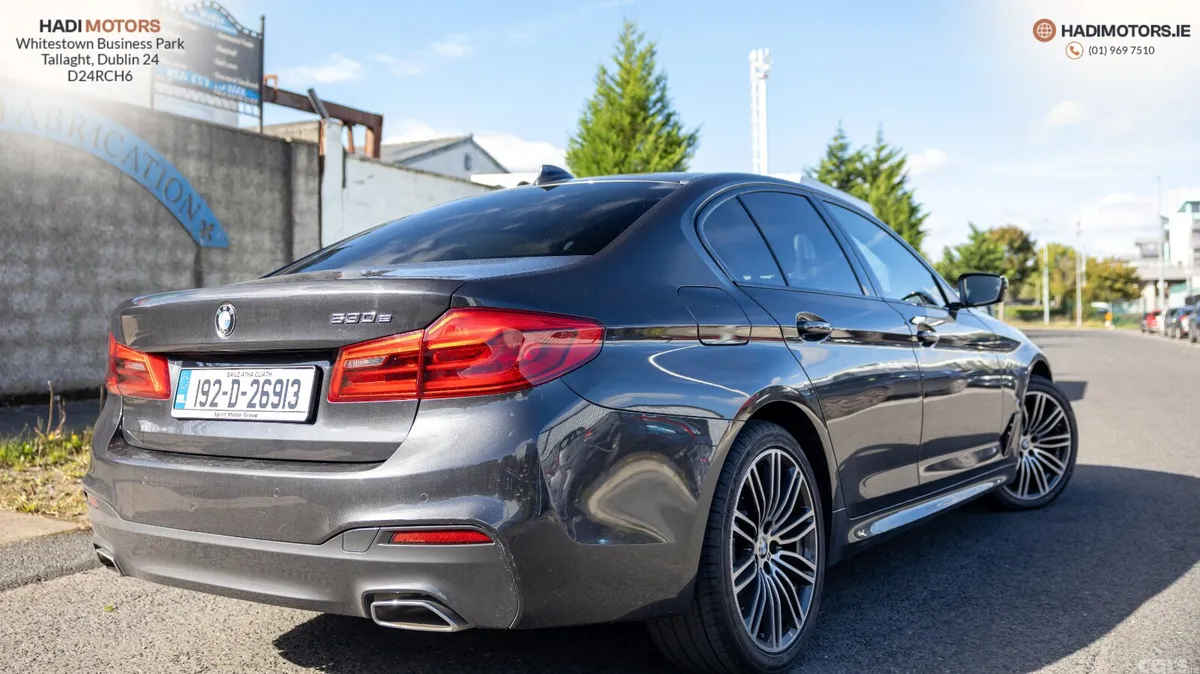 BMW 5-Series Saloon, Petrol Plug-in Hybrid, 2019, Grey