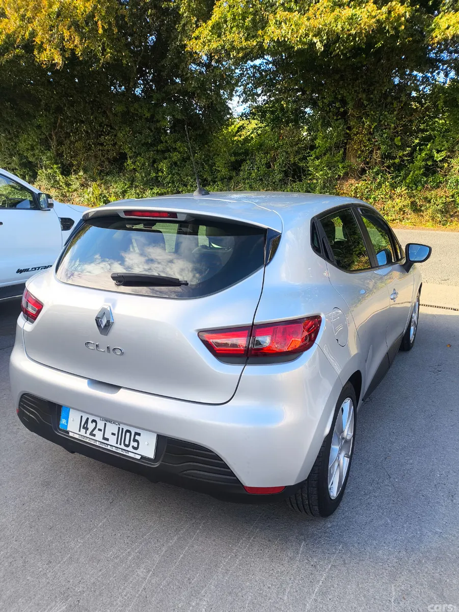 Renault Clio Hatchback, Petrol, 2014, Silver