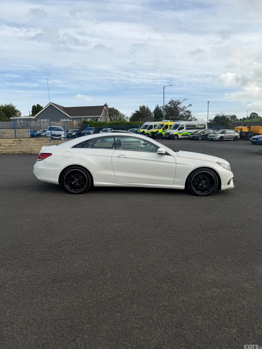 Mercedes-Benz E-Class Coupe, Diesel, 2015, White