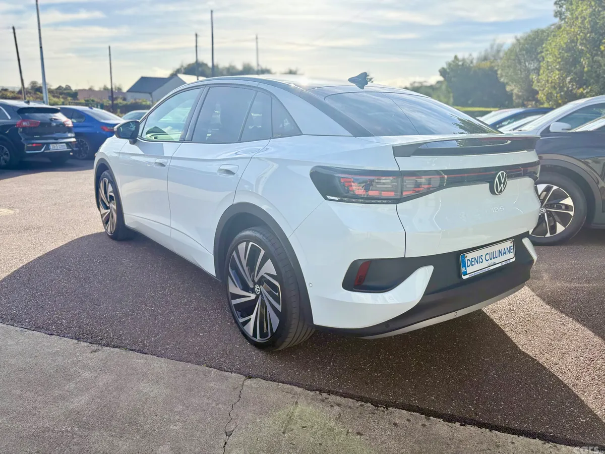 Volkswagen ID.5 SUV, Electric, 2024, White