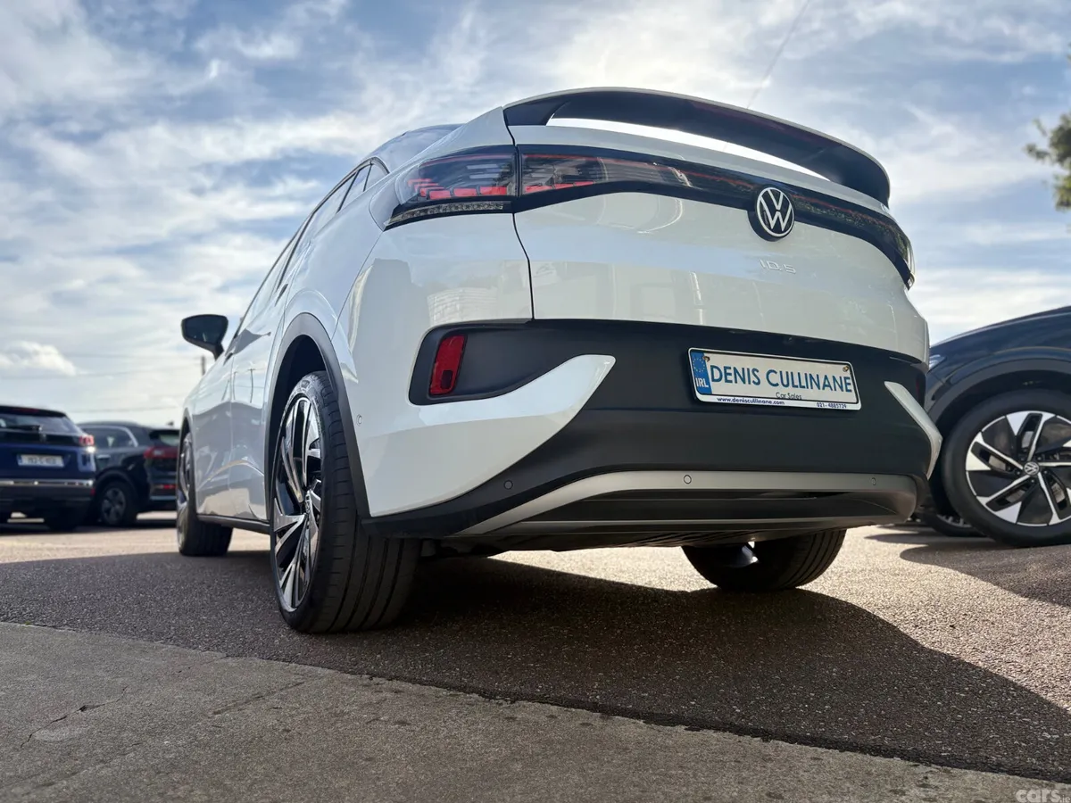 Volkswagen ID.5 SUV, Electric, 2024, White