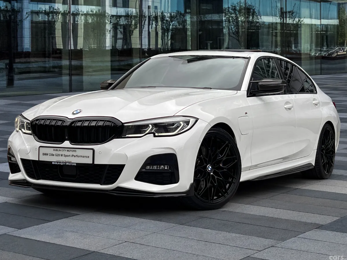 BMW 3-Series Saloon, Petrol Plug-in Hybrid, 2021, White