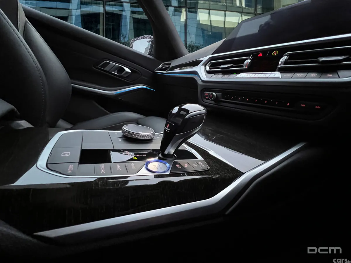 BMW 3-Series Saloon, Petrol Plug-in Hybrid, 2021, White