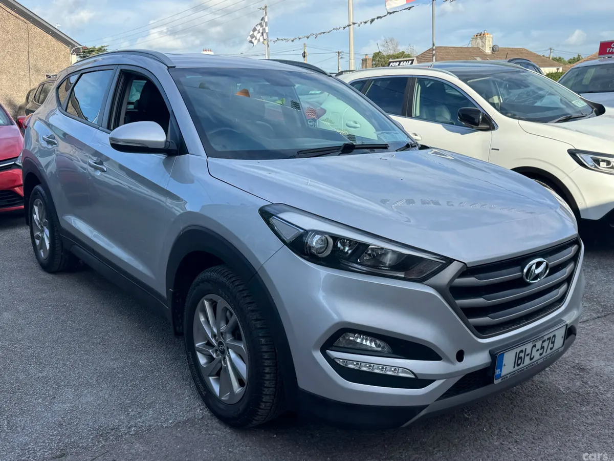 Hyundai Tucson SUV, Diesel, 2016, Silver