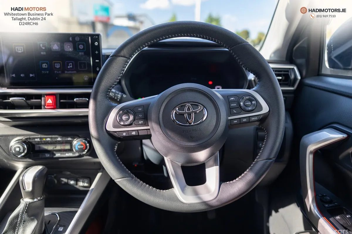 Toyota Raize SUV, Petrol Hybrid, 2022, White