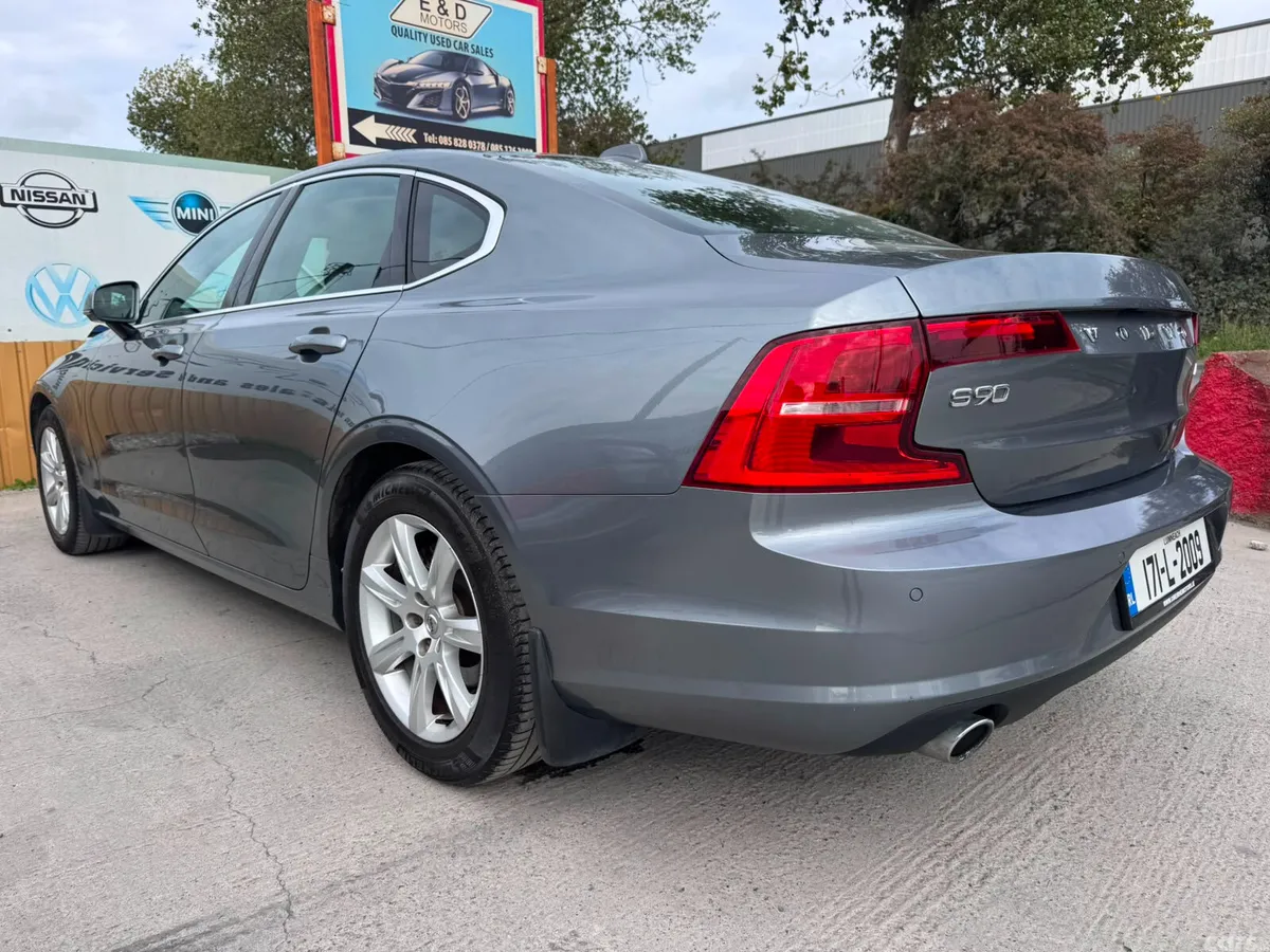 Volvo S90 Saloon, Diesel, 2017, Grey