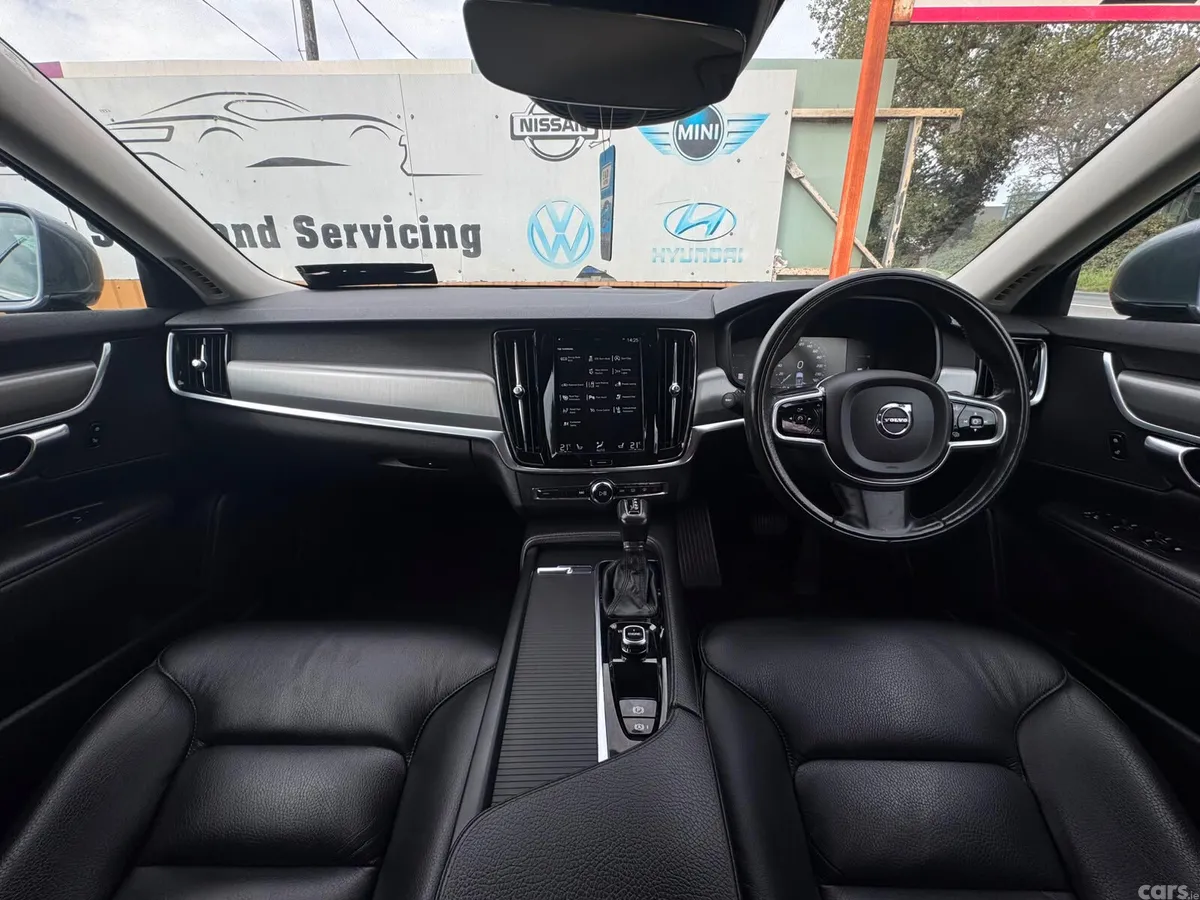 Volvo S90 Saloon, Diesel, 2017, Grey