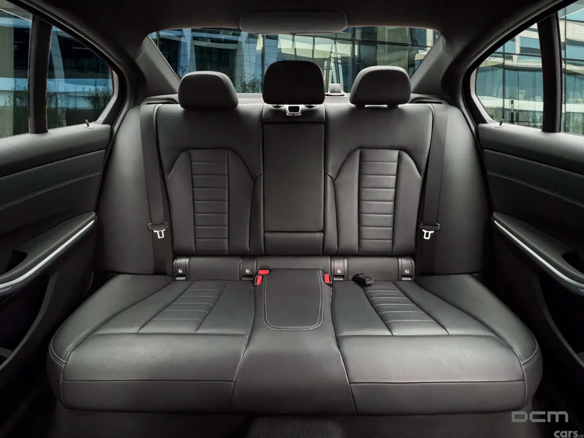 BMW 3-Series Saloon, Petrol Plug-in Hybrid, 2021, White