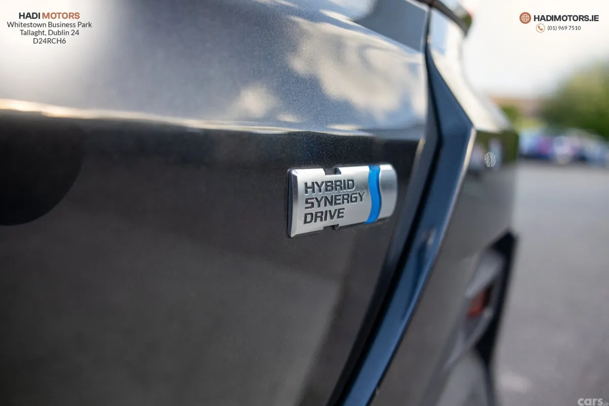 Toyota Raize SUV, Petrol Hybrid, 2022, Black