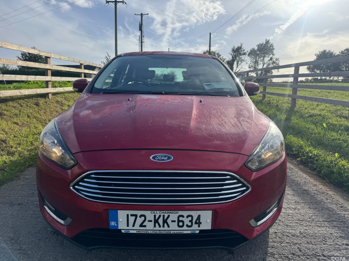 Ford Focus Hatchback, Diesel, 2017, Red