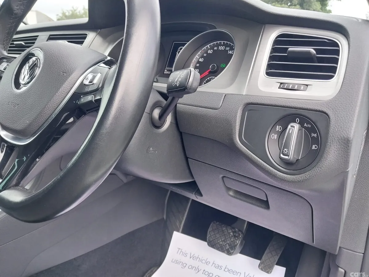 Volkswagen Golf Hatchback, Petrol, 2017, White
