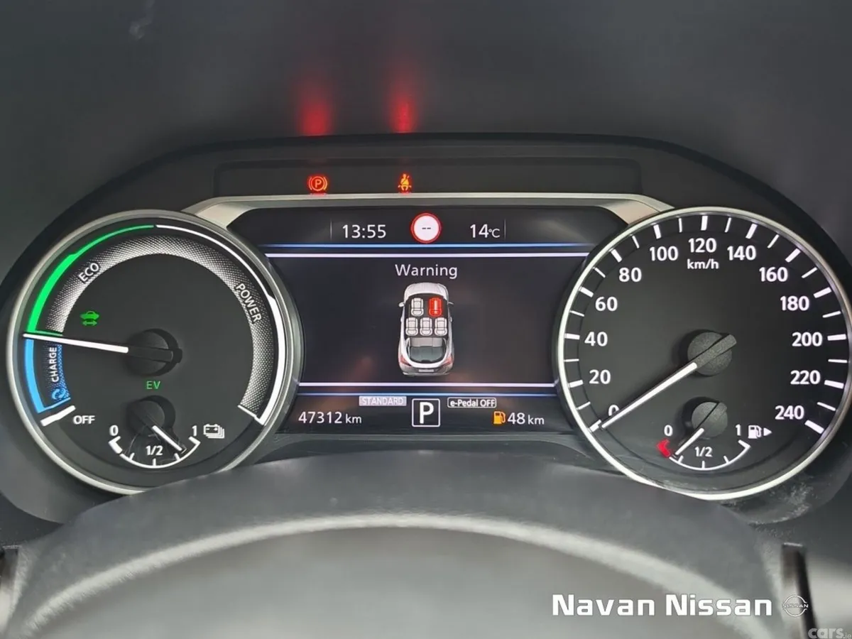 Nissan Juke SUV, Petrol Hybrid, 2024, Grey