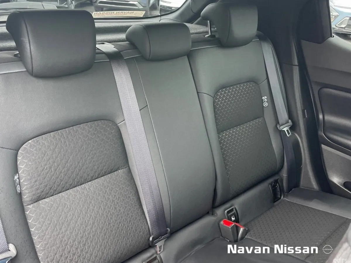 Nissan Juke SUV, Petrol, 2024, Red