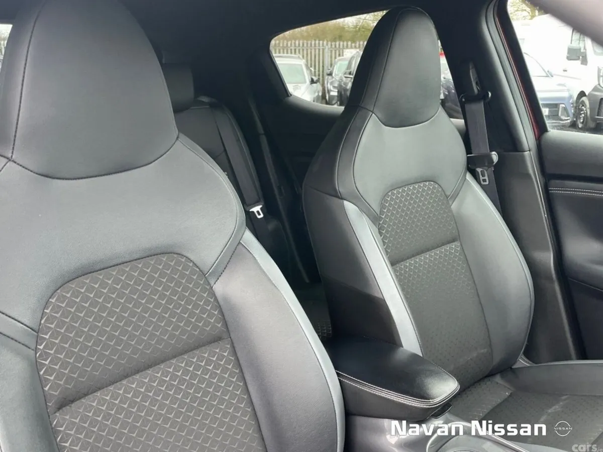Nissan Juke SUV, Petrol, 2024, Red