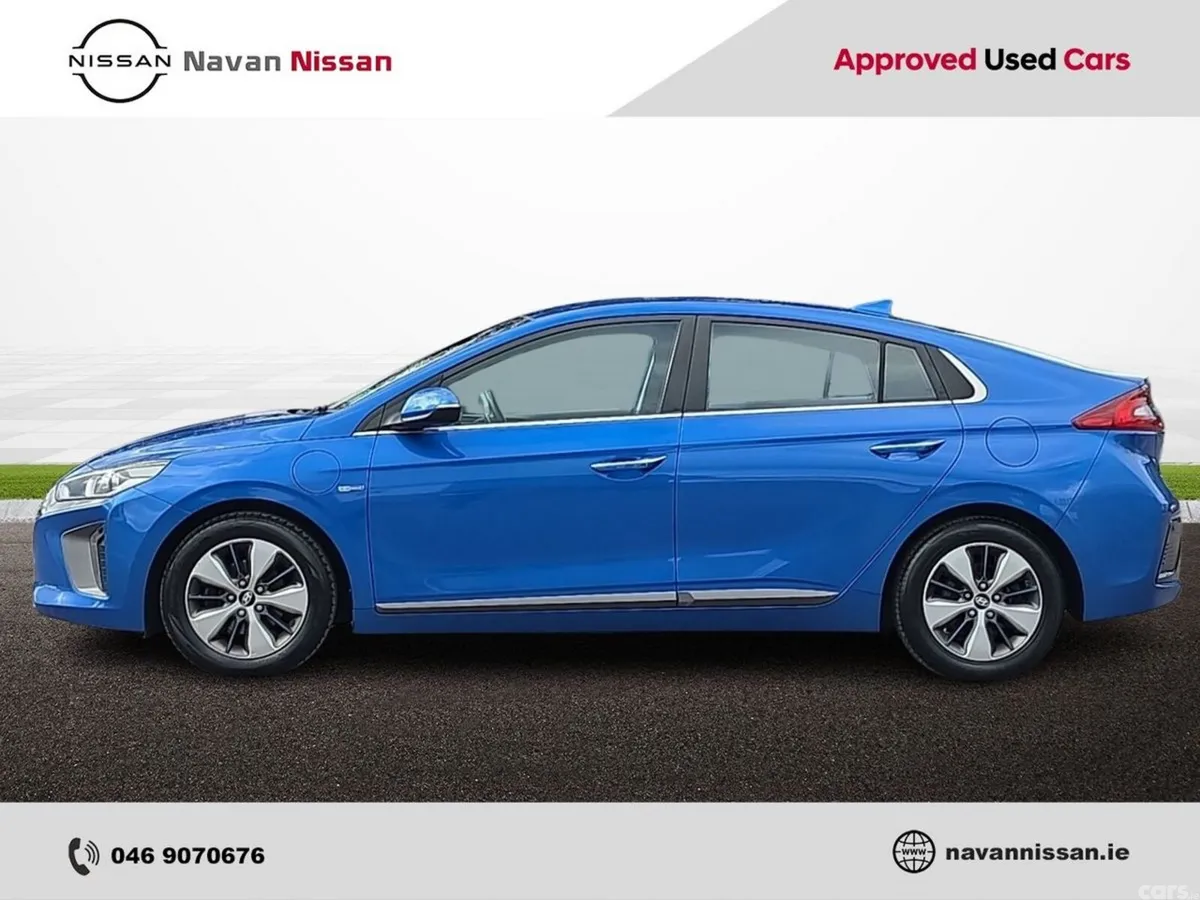 Hyundai IONIQ Hatchback, Petrol Plug-in Hybrid, 2018, Blue