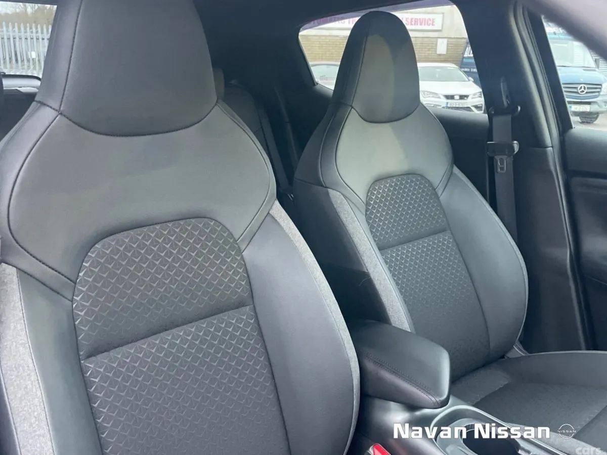 Nissan Juke SUV, Petrol, 2025, Black