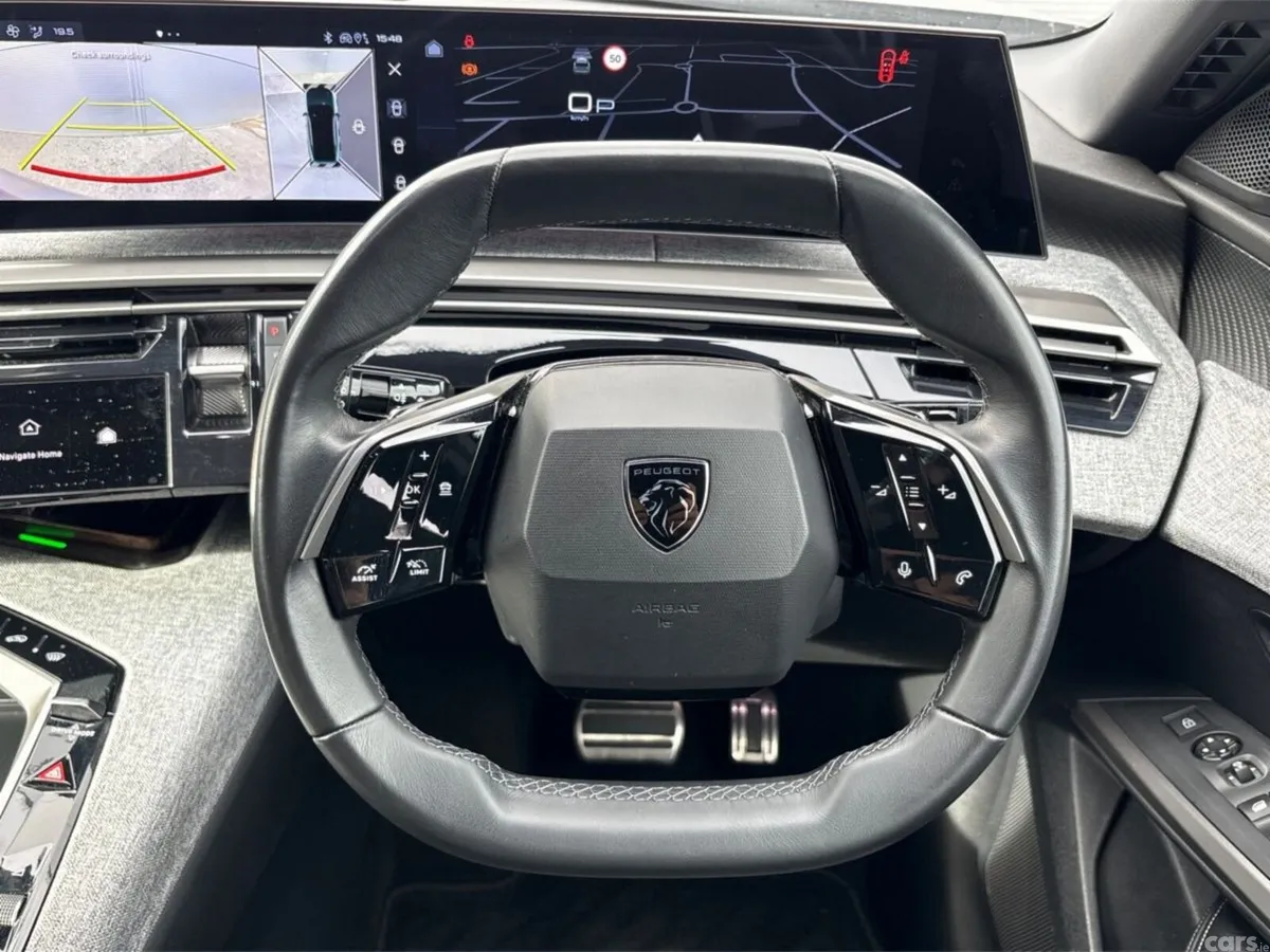 Peugeot 3008 MPV, Petrol Hybrid, 2024, Grey