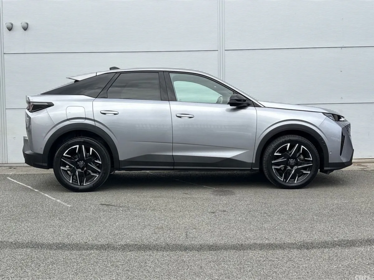 Peugeot 3008 MPV, Petrol Hybrid, 2024, Grey
