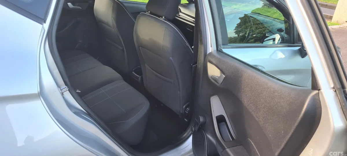 Ford Fiesta Hatchback, Diesel, 2018, Grey