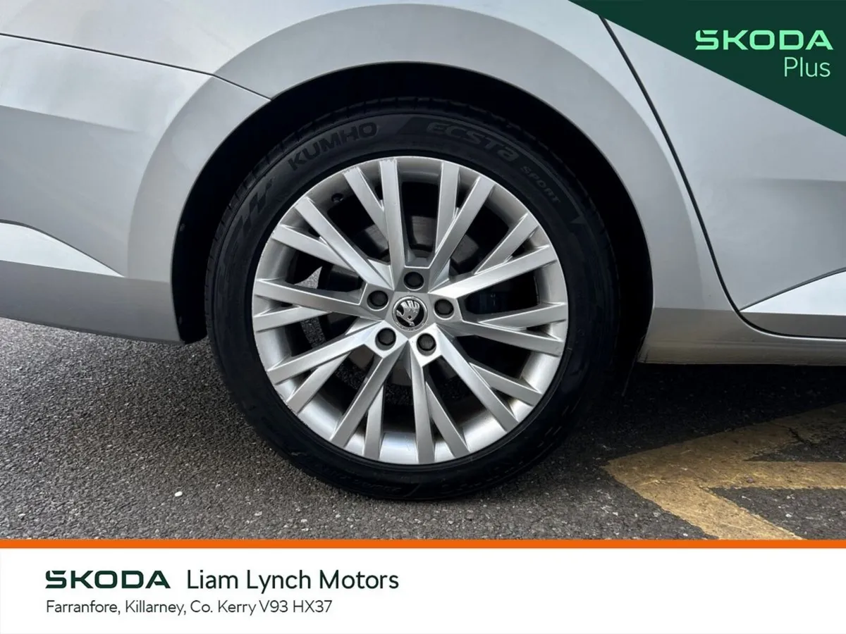 Skoda Superb Saloon, Diesel, 2022, Grey