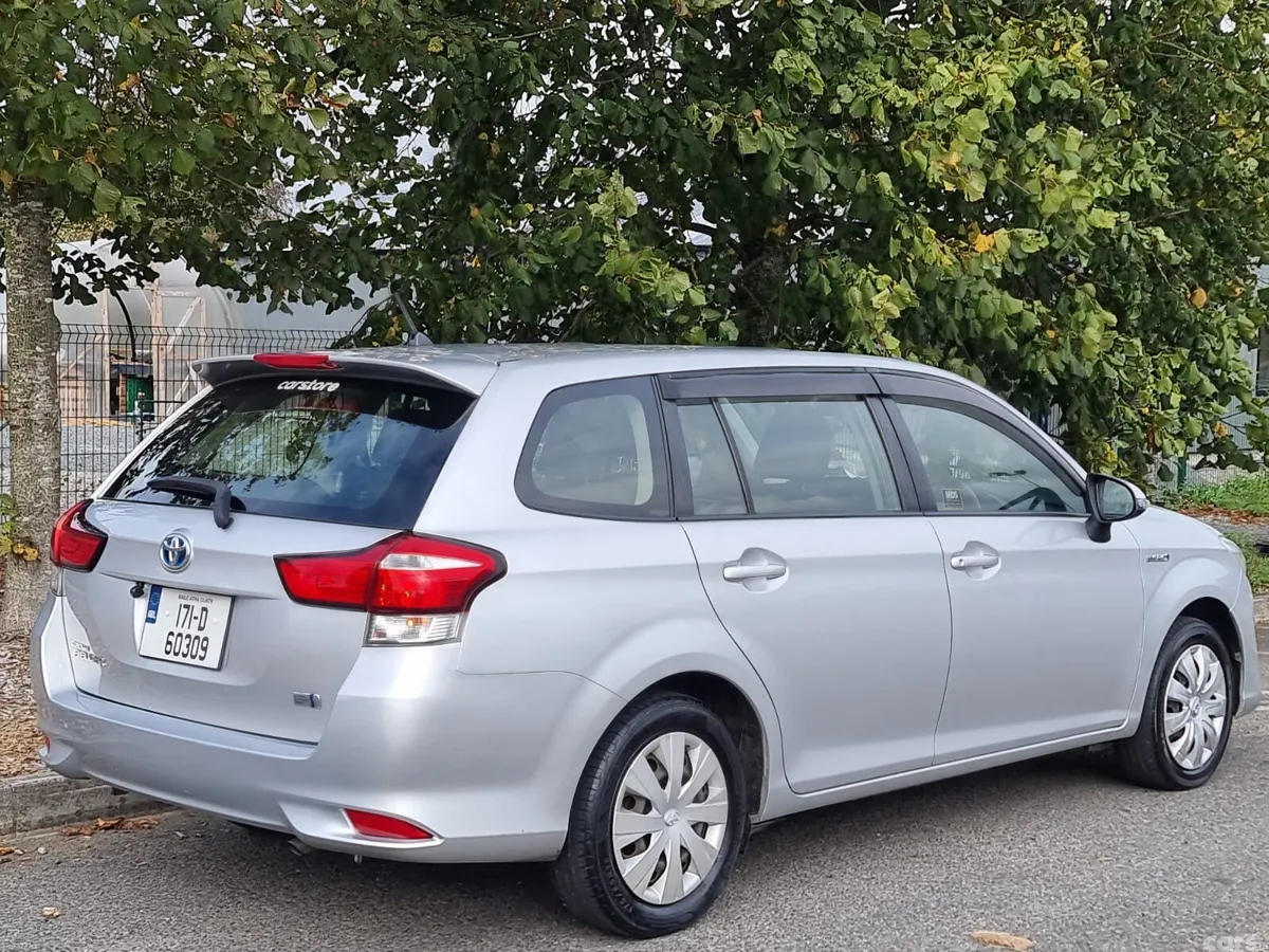 Toyota Corolla Estate, Petrol Hybrid, 2017, Silver