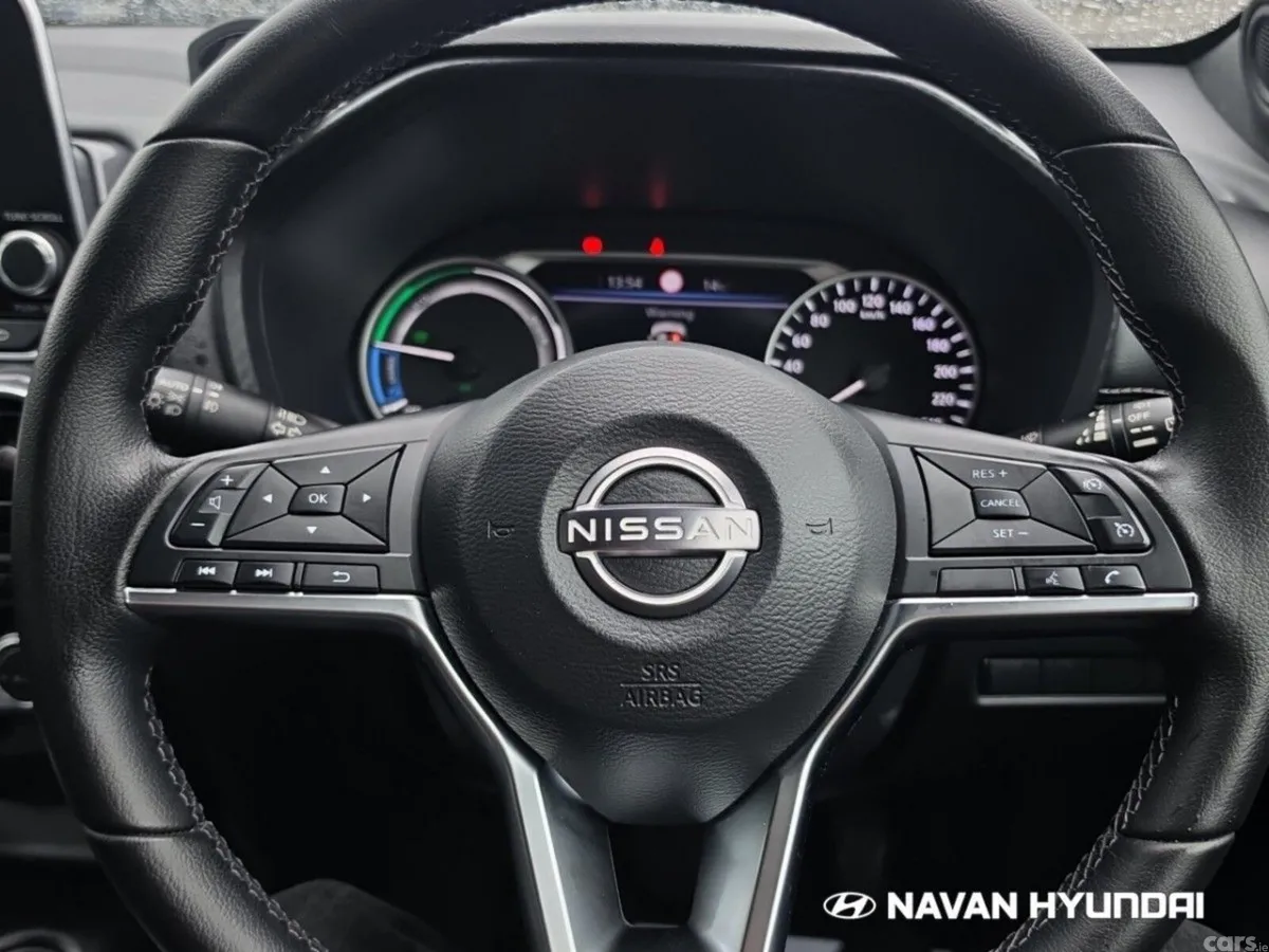 Nissan Juke SUV, Petrol Hybrid, 2024, Grey