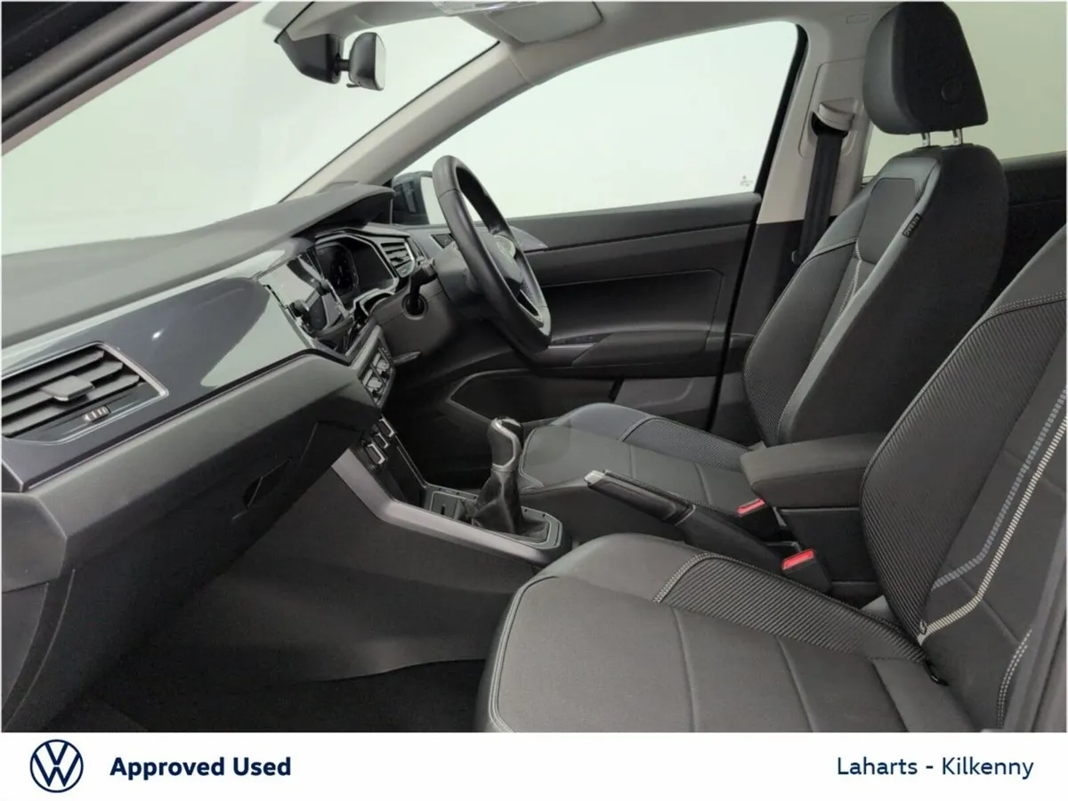 Volkswagen Taigo SUV, Petrol, 2022, Black