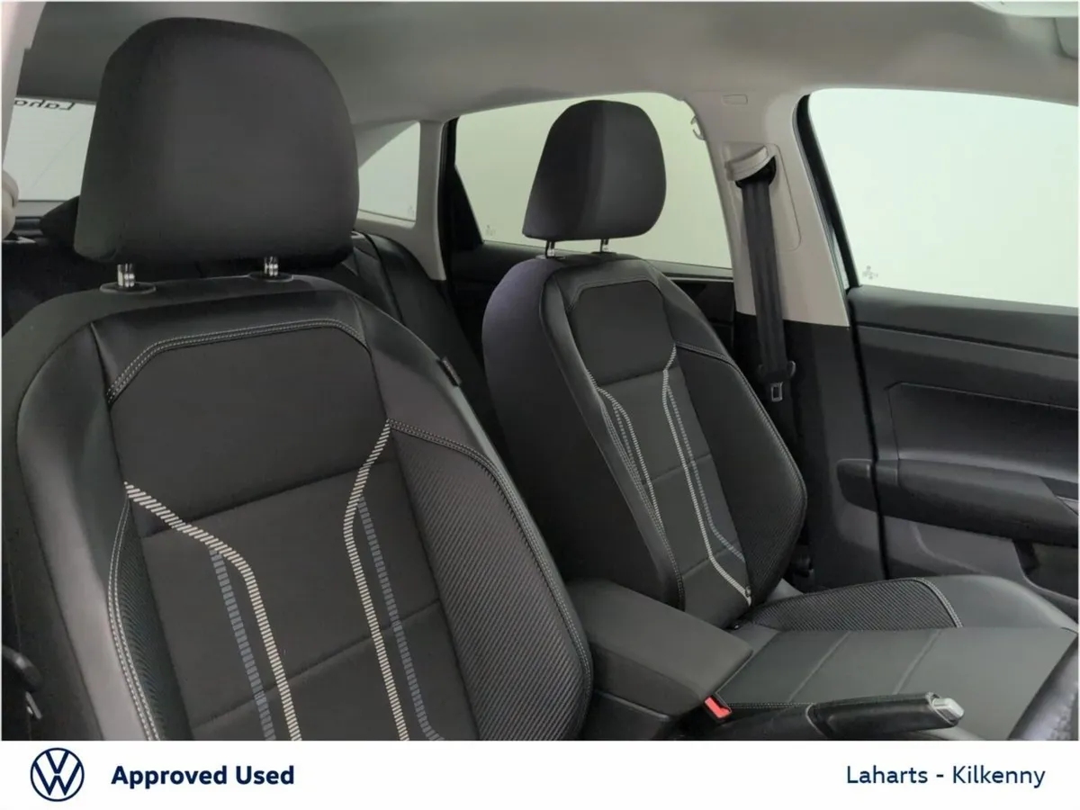 Volkswagen Taigo SUV, Petrol, 2022, Black