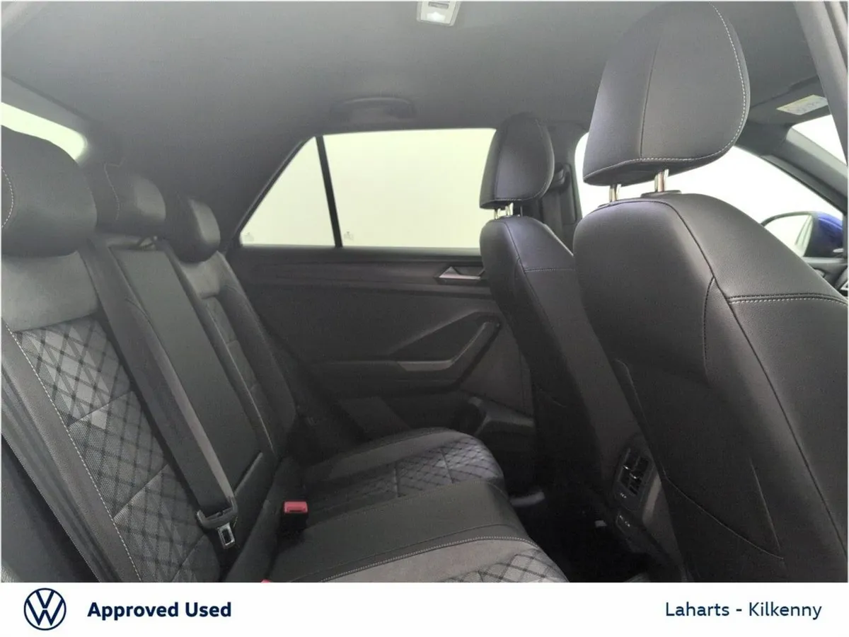 Volkswagen T-Roc SUV, Petrol, 2023, Blue