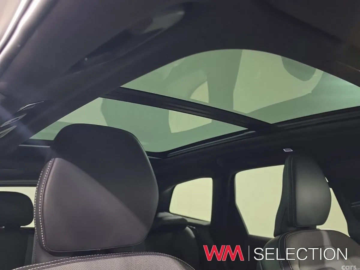 Volvo XC60 SUV, Petrol Plug-in Hybrid, 2024, Black