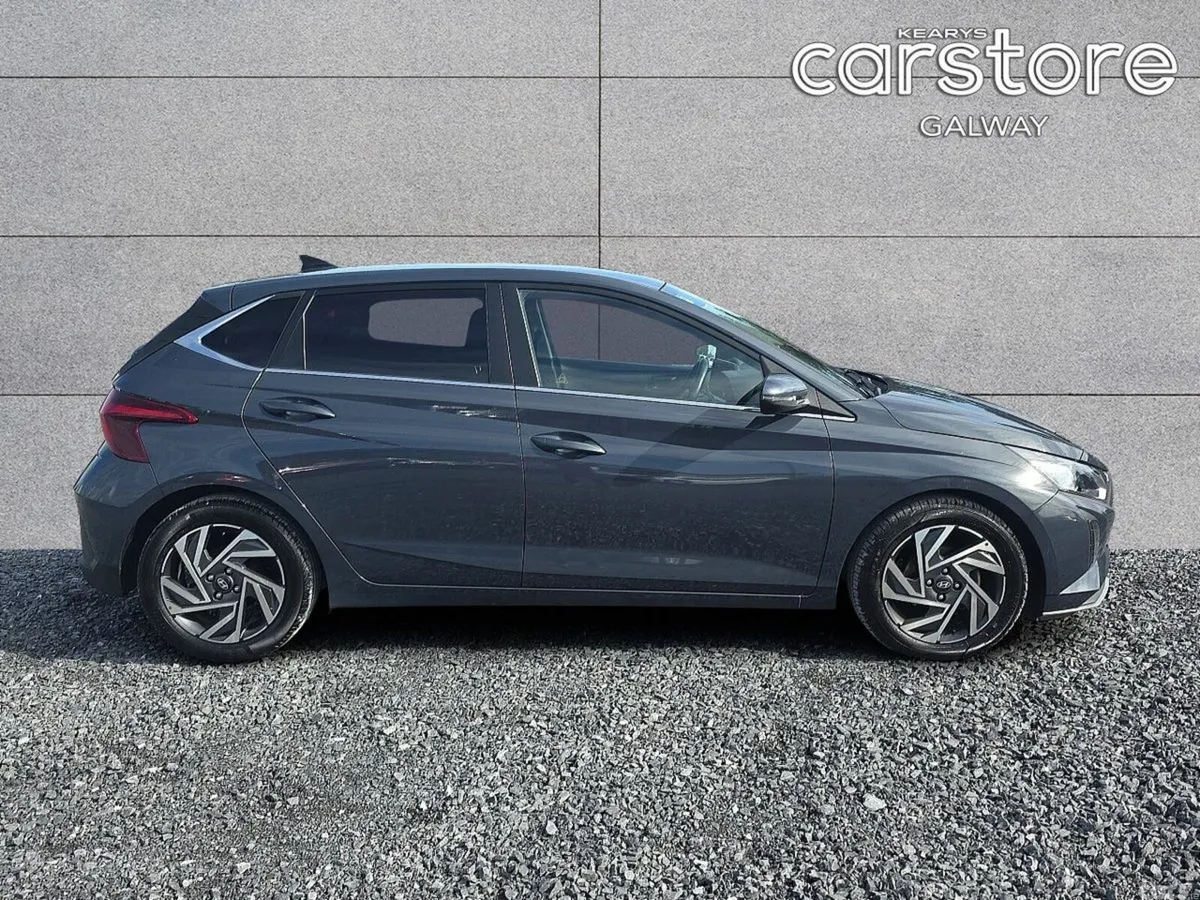 Hyundai i20 Hatchback, Petrol, 2024, Grey