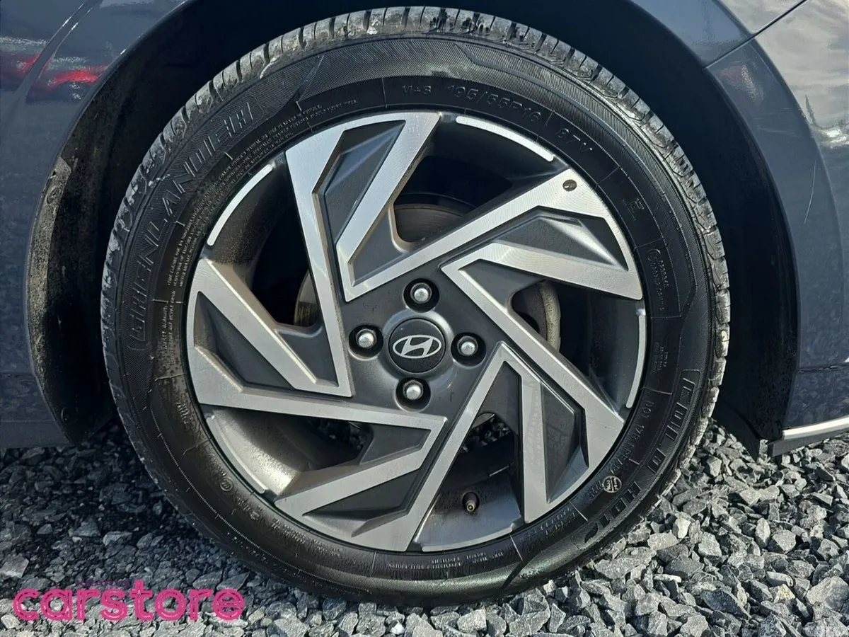 Hyundai i20 Hatchback, Petrol, 2024, Grey