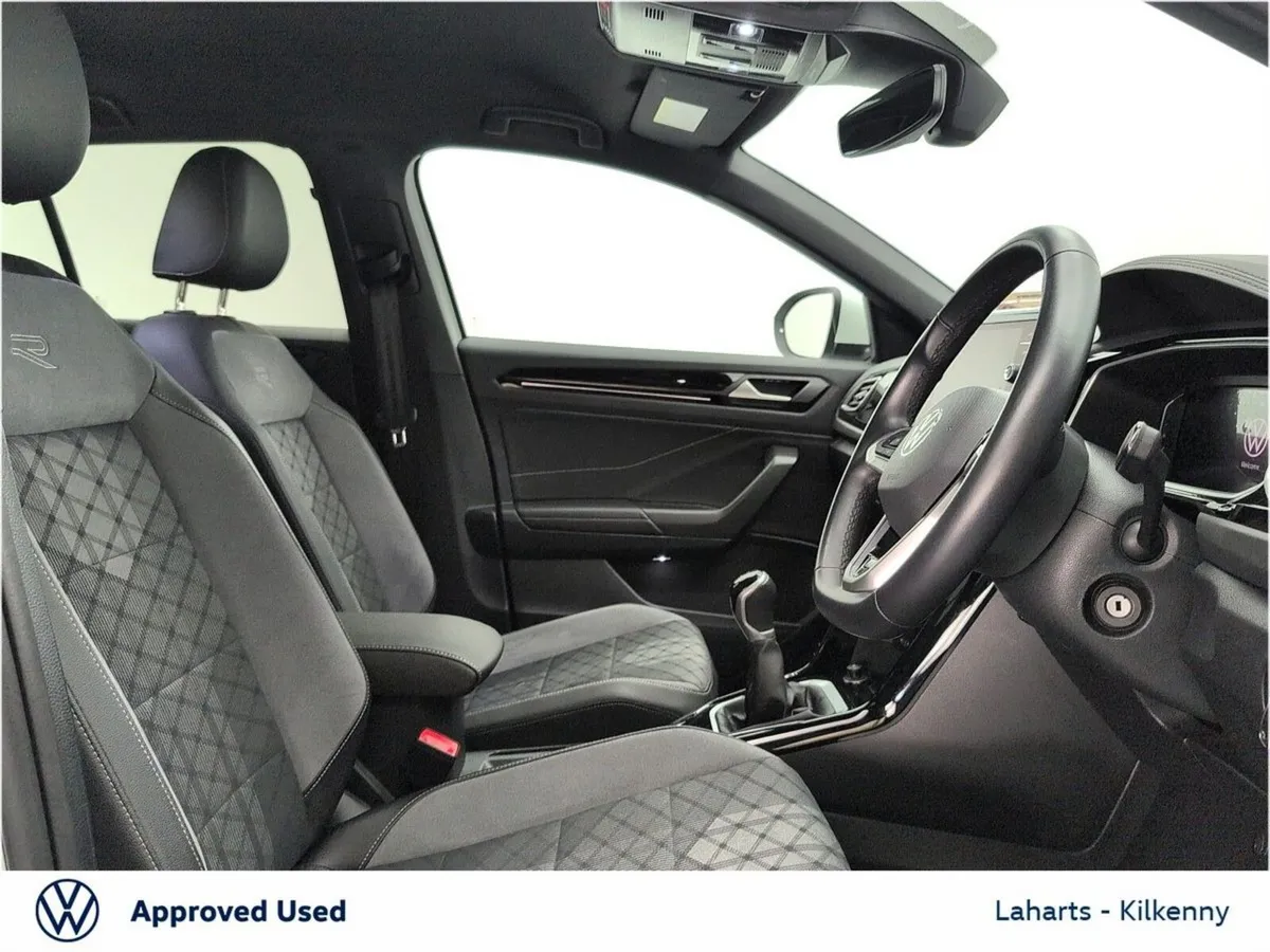 Volkswagen T-Roc SUV, Petrol, 2023, White