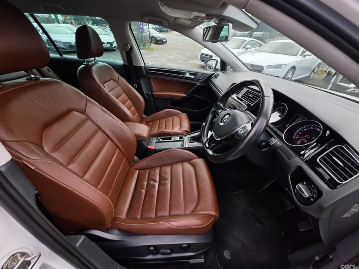 Volkswagen Golf Estate, Petrol, 2015, White