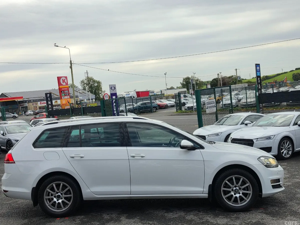 Volkswagen Golf Estate, Petrol, 2015, White