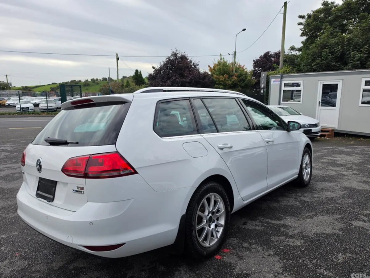 Volkswagen Golf Estate, Petrol, 2015, White