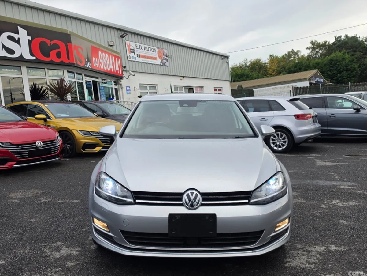 Volkswagen Golf Hatchback, Petrol, 2016, Silver