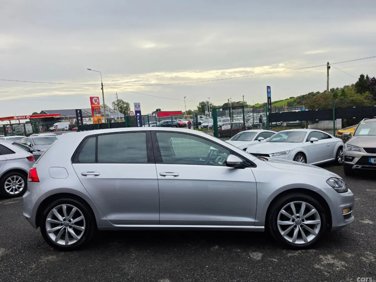 Volkswagen Golf Hatchback, Petrol, 2016, Silver