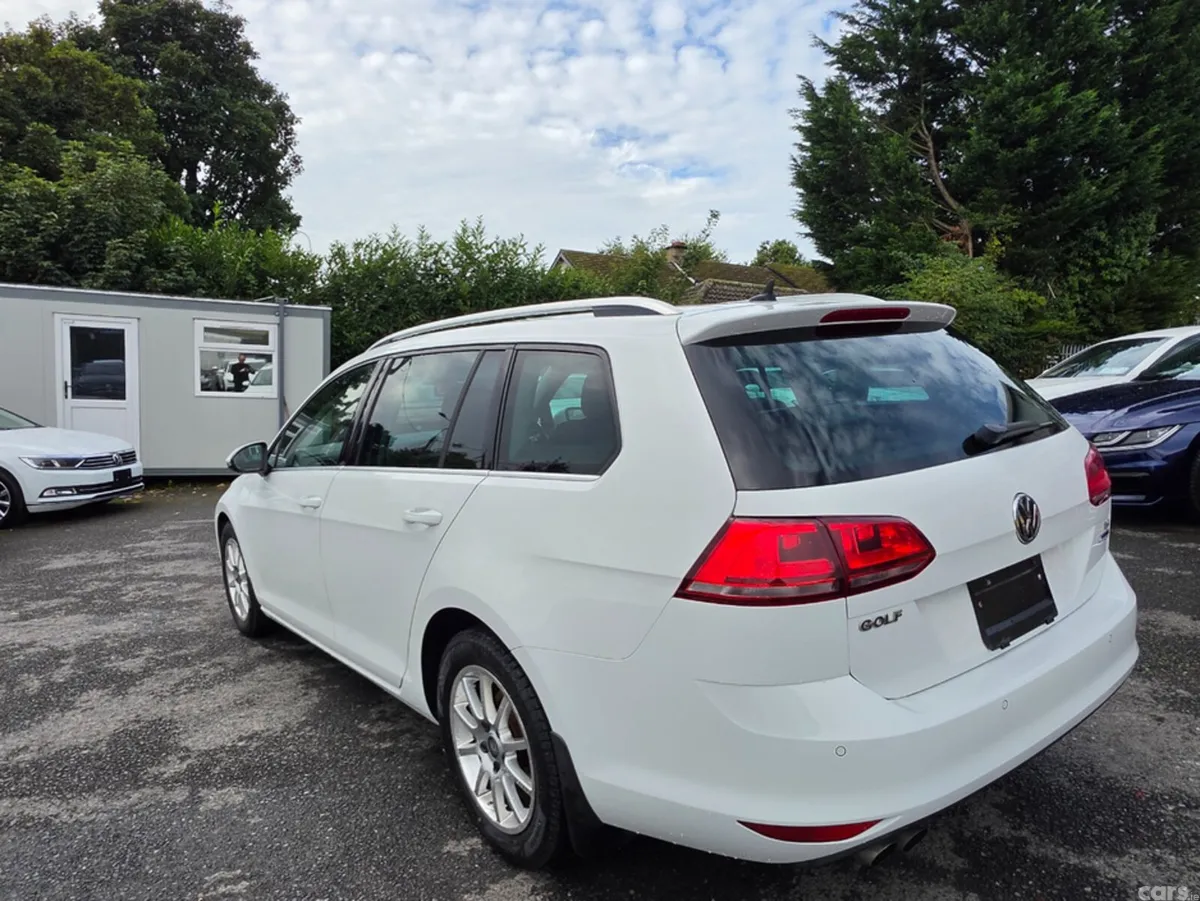Volkswagen Golf Estate, Petrol, 2015, White
