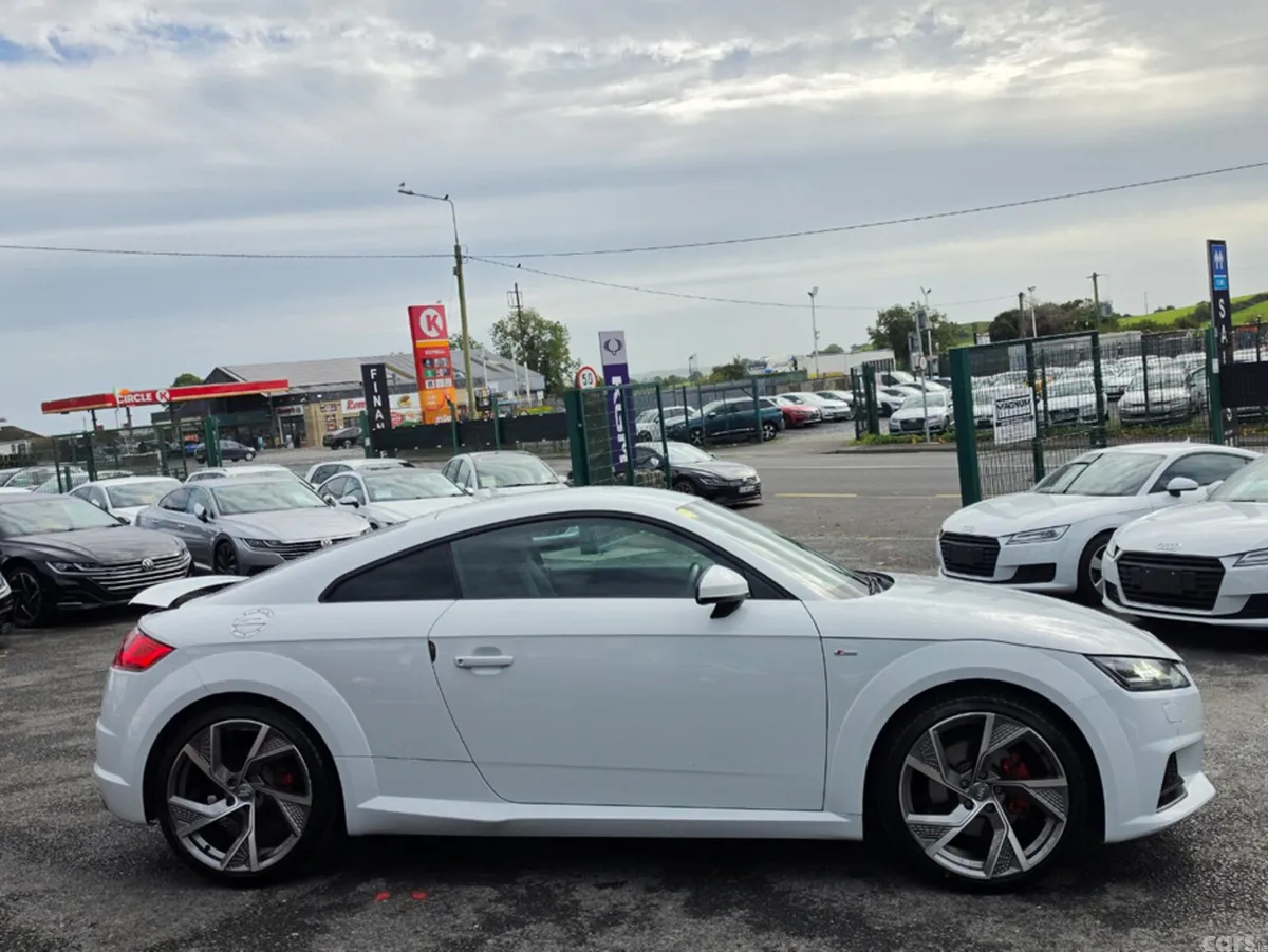 Audi TT Coupe, Petrol, 2016, White