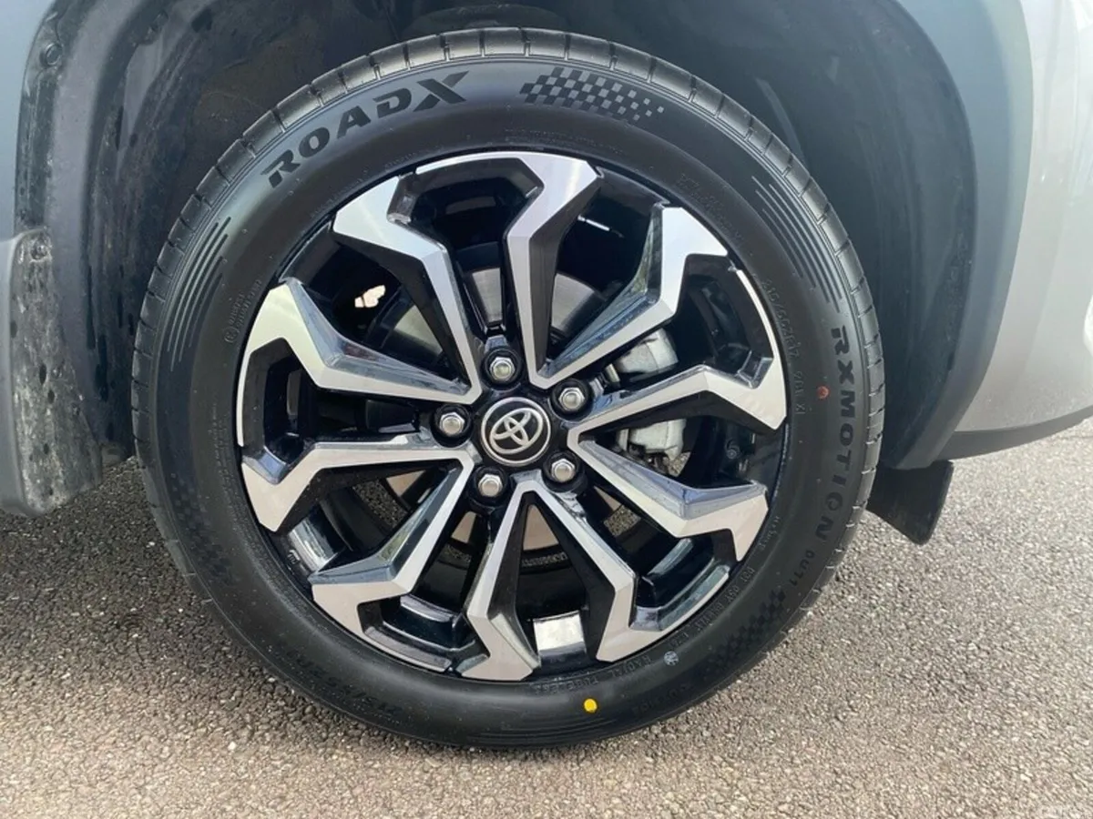 Toyota Yaris Cross SUV, Petrol Hybrid, 2026, Grey
