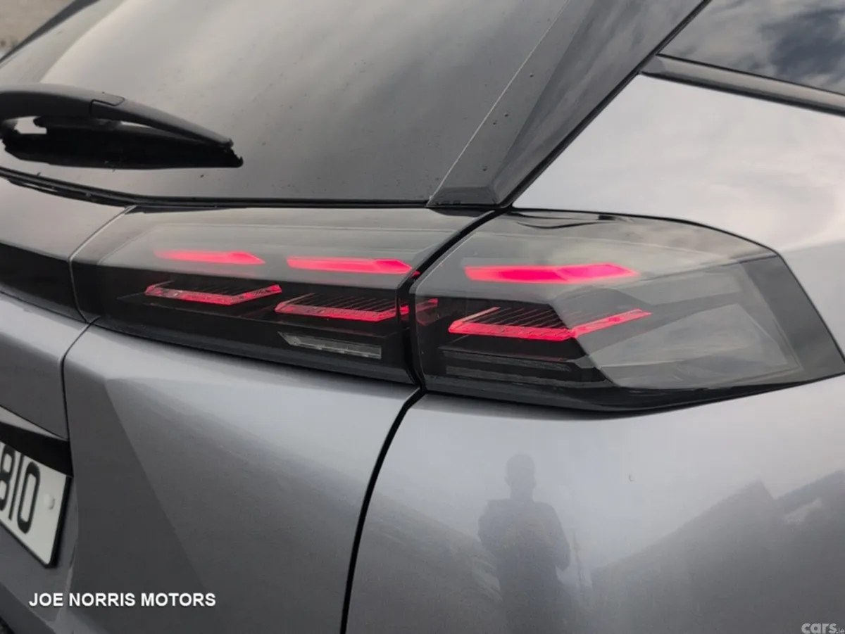 Peugeot 2008 SUV, Petrol Hybrid, 2026, Grey