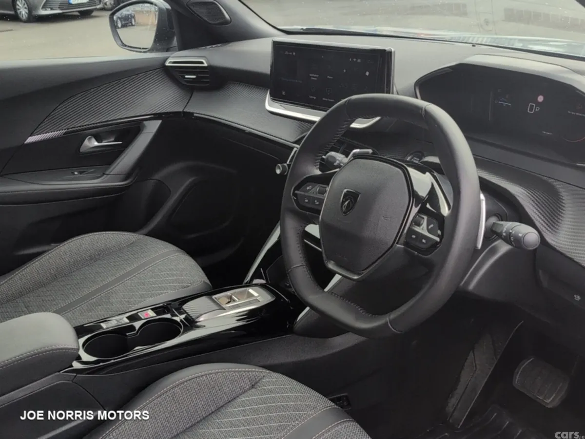 Peugeot 2008 SUV, Petrol Hybrid, 2026, Grey