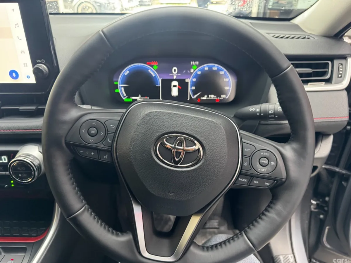 Toyota RAV4 SUV, Petrol Hybrid, 2025, Grey