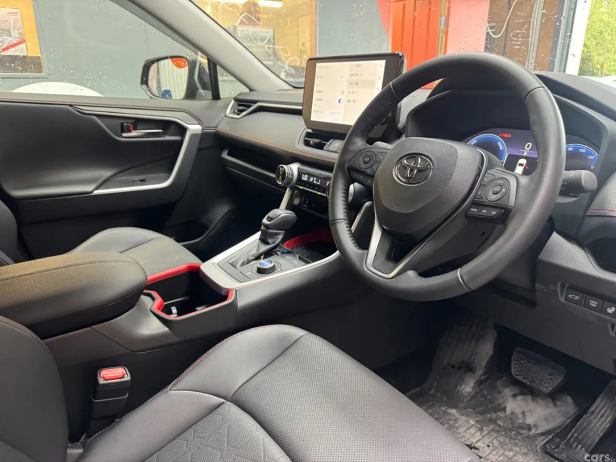 Toyota RAV4 SUV, Petrol Hybrid, 2025, Grey