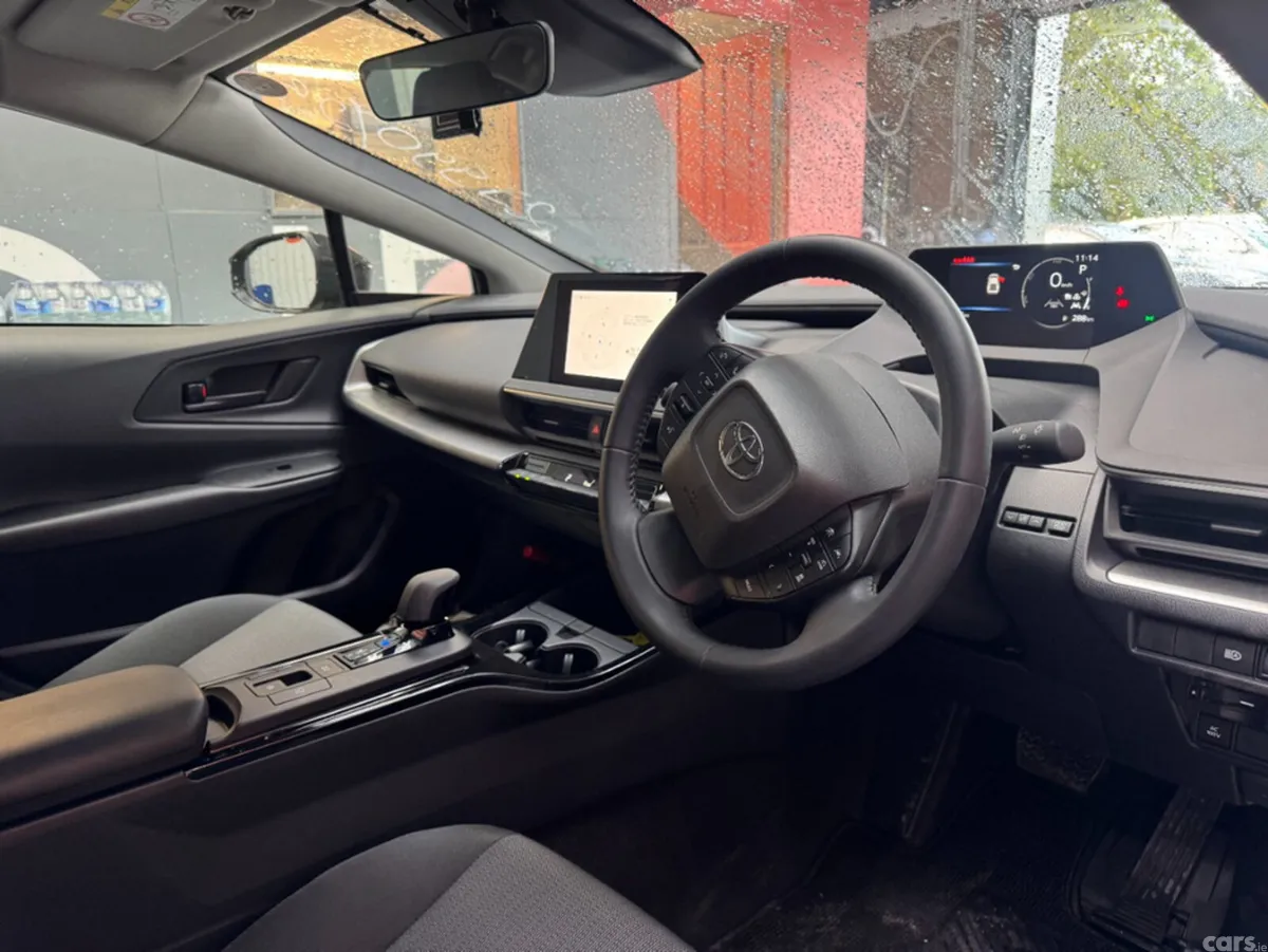 Toyota Prius Saloon, Petrol Hybrid, 2025, Grey