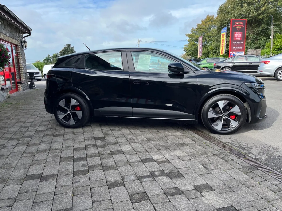Renault Megane E-Tech Hatchback, Electric, 2023, Black